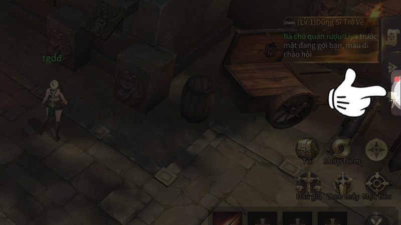 Đăng nhập vào game, sau đó nhấn vào biểu tượng nửa vòng tròn màu trắng ở góc phải màn hình